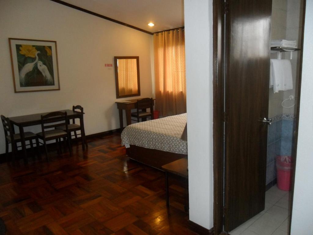 Tagaytay Econo Hotel Tagaytay City Chambre photo