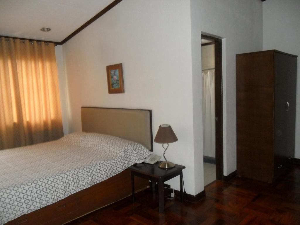 Tagaytay Econo Hotel Tagaytay City Chambre photo